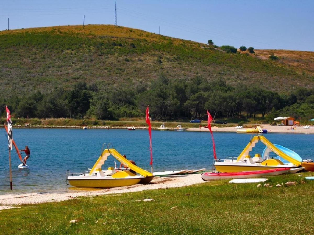 Beach House Ive With Jacuzzi, Pool, Playground And Bbq In An Olive Grove With A Beach, Pomer - Istria Ngoại thất bức ảnh