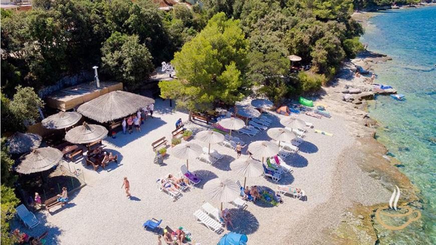 Beach House Ive With Jacuzzi, Pool, Playground And Bbq In An Olive Grove With A Beach, Pomer - Istria Ngoại thất bức ảnh
