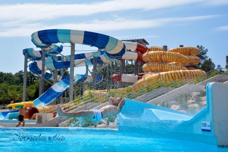 Beach House Ive With Jacuzzi, Pool, Playground And Bbq In An Olive Grove With A Beach, Pomer - Istria Ngoại thất bức ảnh