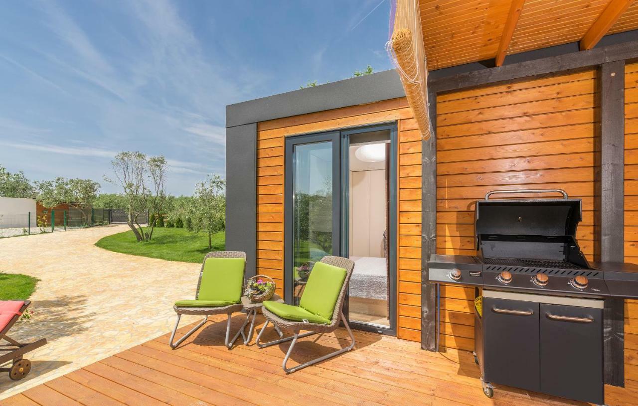 Beach House Ive With Jacuzzi, Pool, Playground And Bbq In An Olive Grove With A Beach, Pomer - Istria Ngoại thất bức ảnh